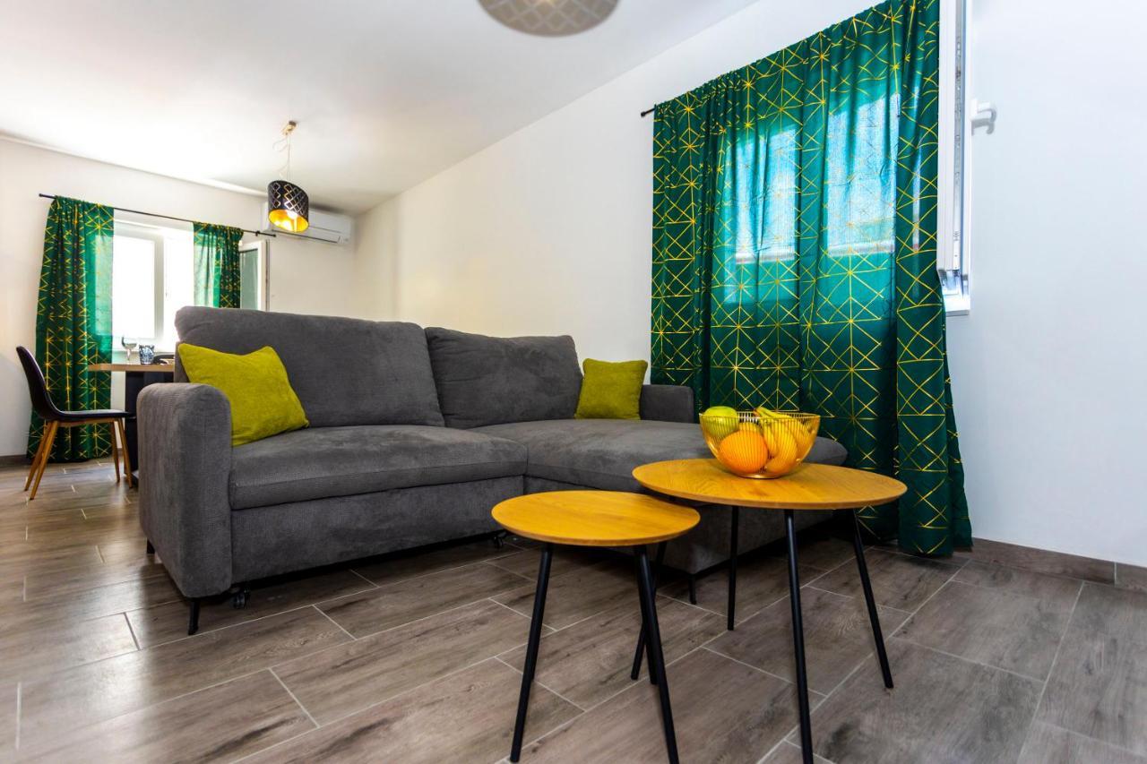 City Apartment Nora, Old Town Located, Free Parking ماكارسكا المظهر الخارجي الصورة