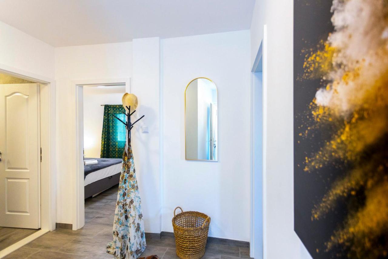 City Apartment Nora, Old Town Located, Free Parking ماكارسكا المظهر الخارجي الصورة