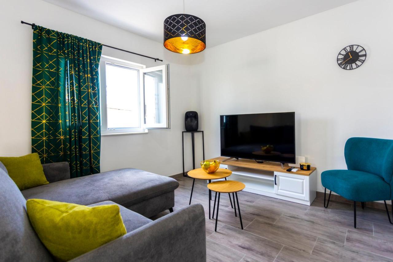 City Apartment Nora, Old Town Located, Free Parking ماكارسكا المظهر الخارجي الصورة