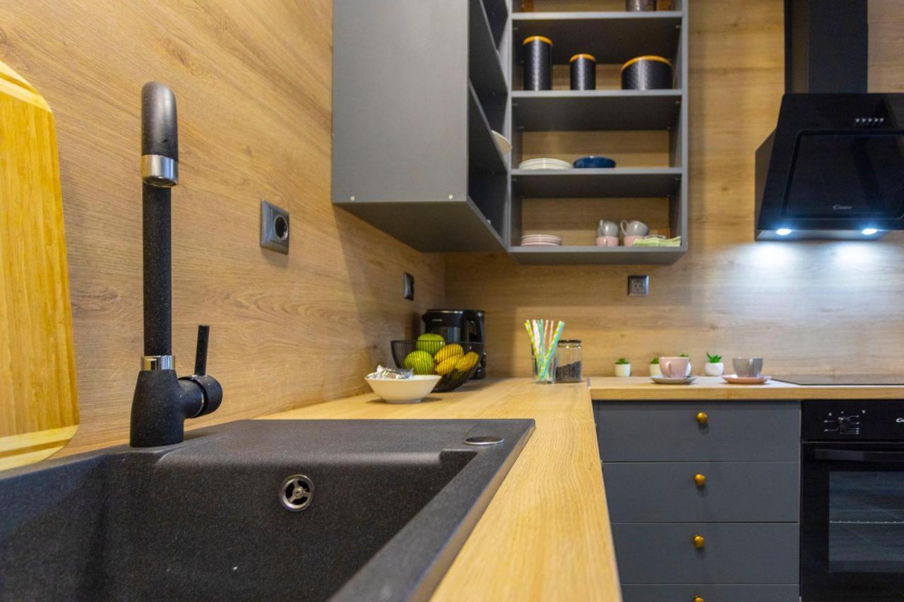 City Apartment Nora, Old Town Located, Free Parking ماكارسكا المظهر الخارجي الصورة
