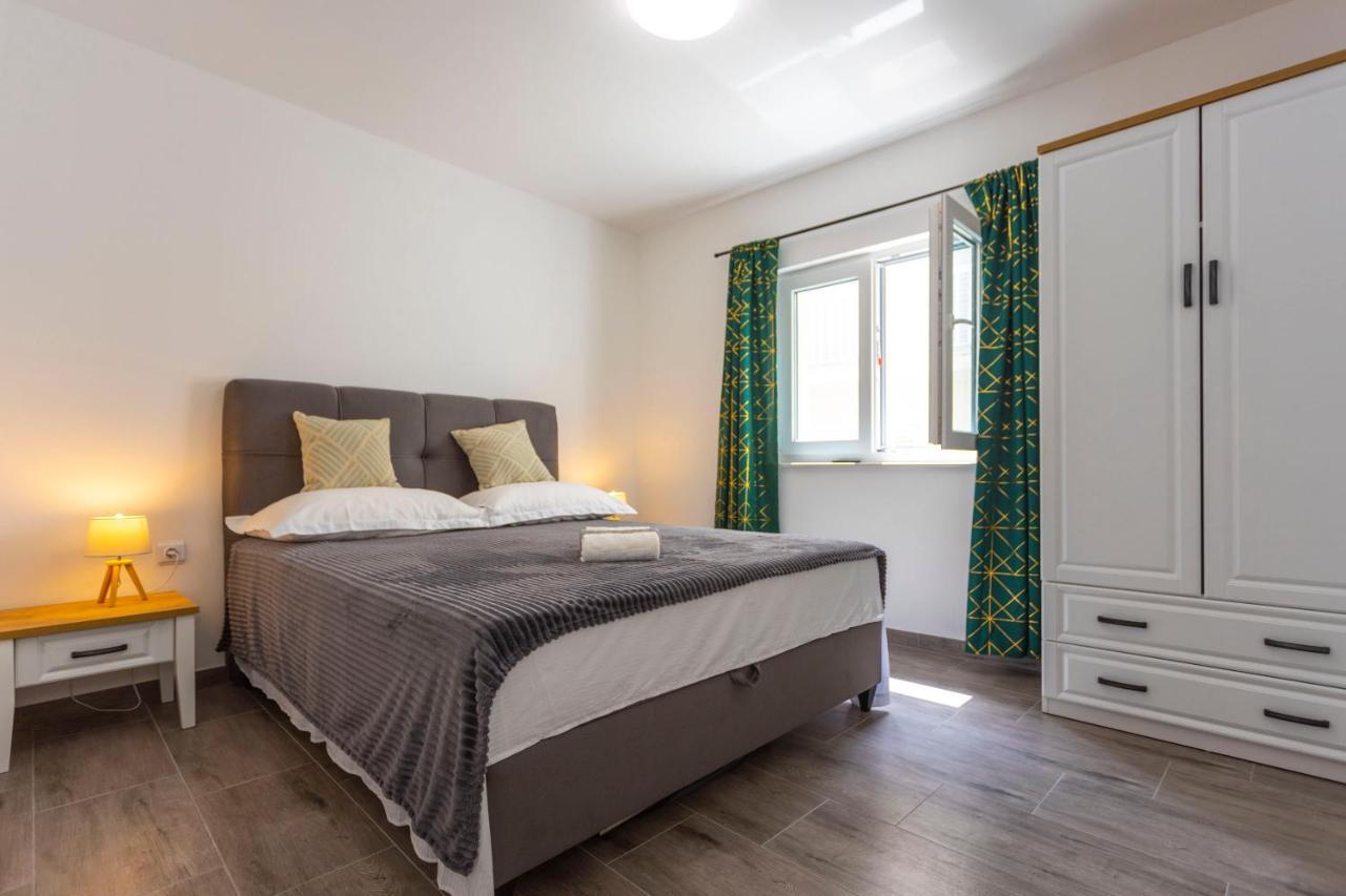 City Apartment Nora, Old Town Located, Free Parking ماكارسكا المظهر الخارجي الصورة
